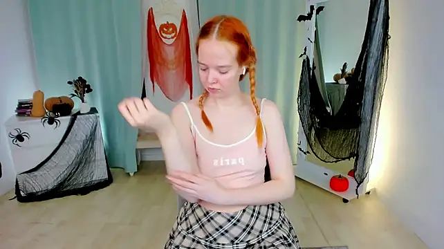BellaMontgomery's Live XXX Chat