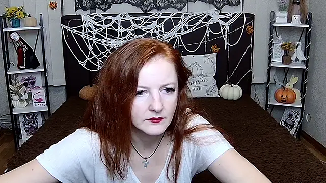 Chat +18 de MeganPirs ao vivo
