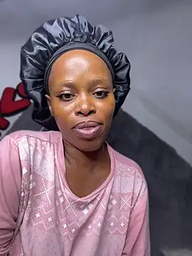 QUEENZAZA Live XXX Chat