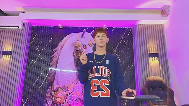 The_Boy_King_ Obrolan Langsung XXX