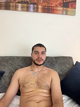 AmadeoWild Chat XXX live
