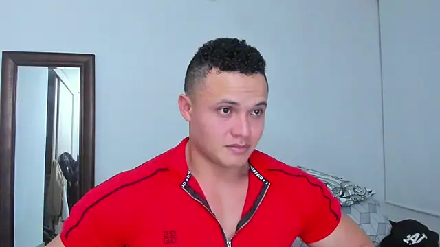 Chat XXX Live KingLevi01