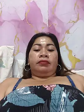 צ'אט XXX בשידור חי של SweetChubbyMommy_02