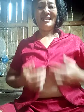 bety2006's Live XXX Chat