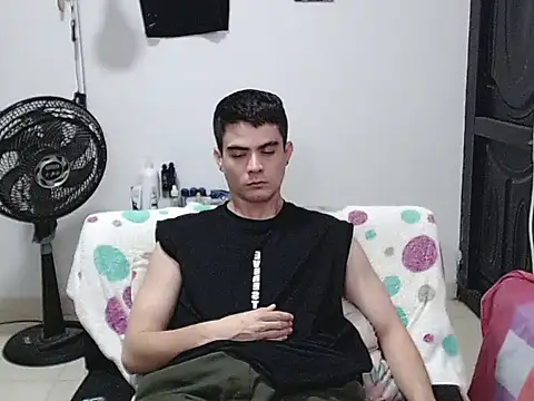 Zac_Efront XXX чат на живо