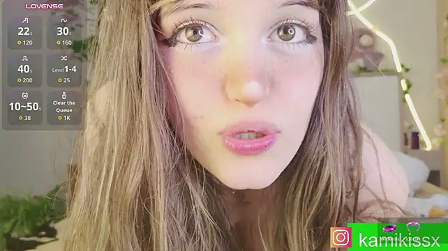 Živý XXX chat KamiKiss