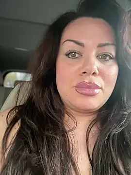 BadAssVeronica's Live XXX Chat