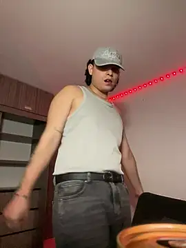 Онлайн чат XXX marcus_leonel