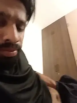 Mallu_Boy_For_Girls 网络视讯表演
