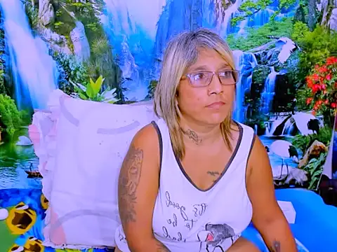 indianroxy 라이브 XXX 채팅