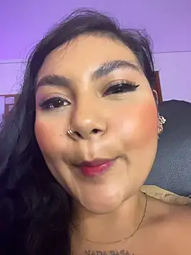 ItsEla 라이브 XXX 채팅
