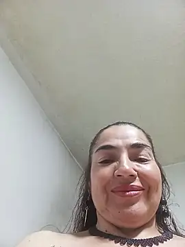 MaryRoze_ élő XXX-chatje