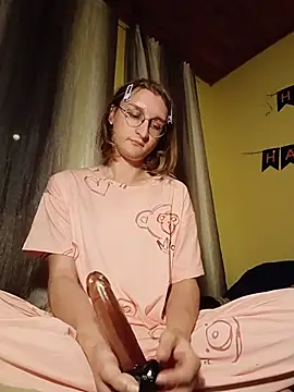 DaniKat – Naživo XXX chat