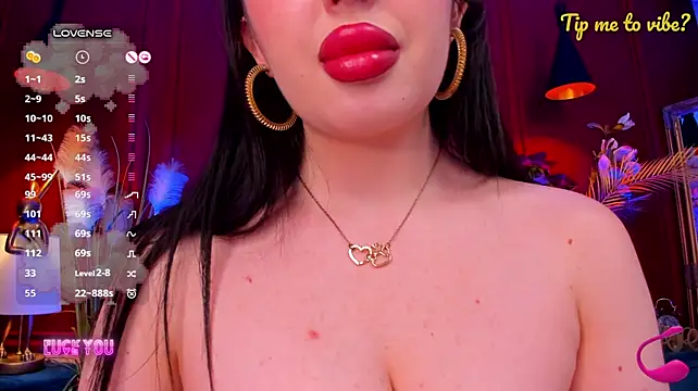 Mayzzie 即時 XXX 聊天