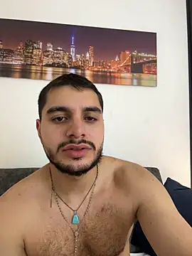 AmadeoWild – Naživo XXX chat