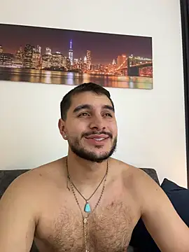 Chatroom XXX en direct de AmadeoWild