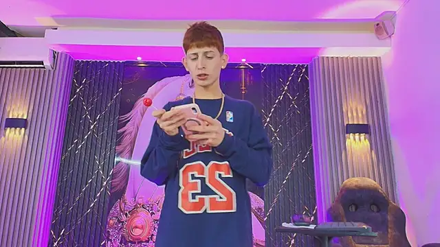 The_Boy_King_ live XXX chat