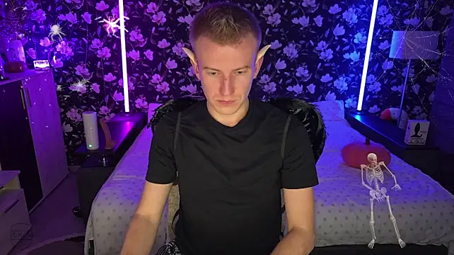 Онлайн чат XXX Vuitton
