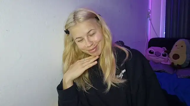 ErnestineBagge Live XXX Chat