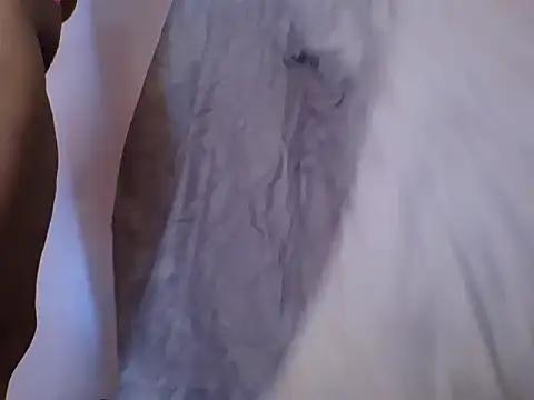 Chat +18 de IvoryMus ao vivo