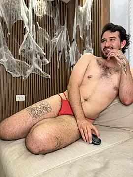 צ'אט XXX בשידור חי של Adrian_SITH
