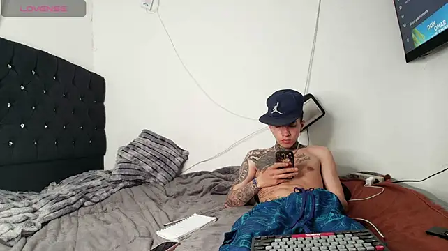 Kitty_and_jake Chat XXX live