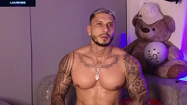 Seth_Vegaa Chat XXX in diretta