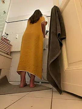 Camii2244's Live XXX Chat