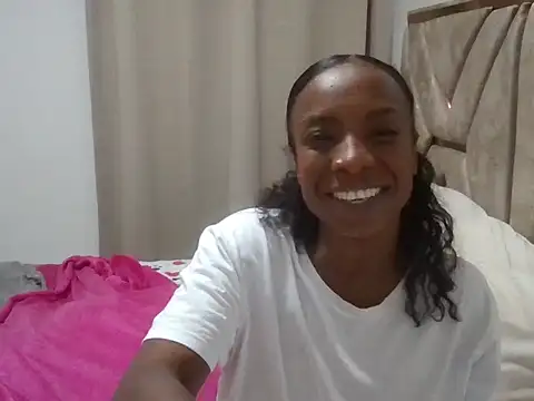 Mila_Millss_ Adlı Modelin Canlı XXX Sohbeti