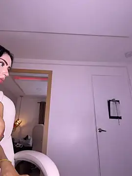 Salome_Bennet 即時 XXX 聊天