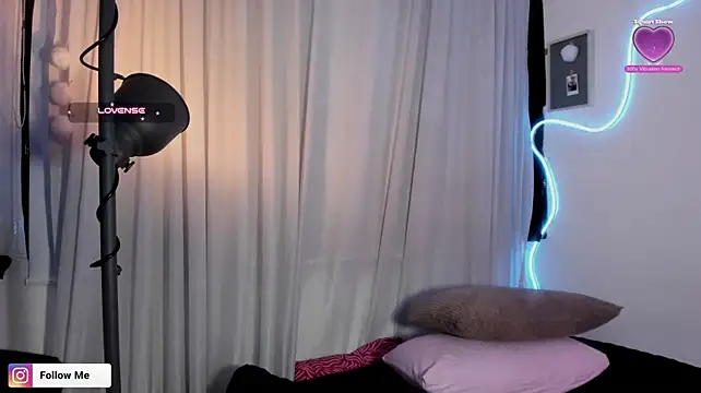 Sara_Foxx1 即時 XXX 聊天