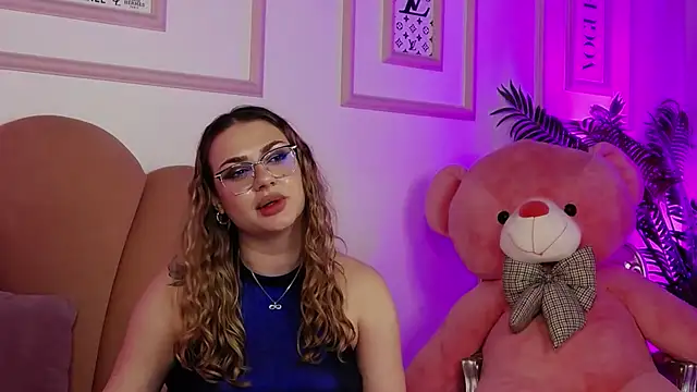 Abby__White Adlı Modelin Canlı XXX Sohbeti