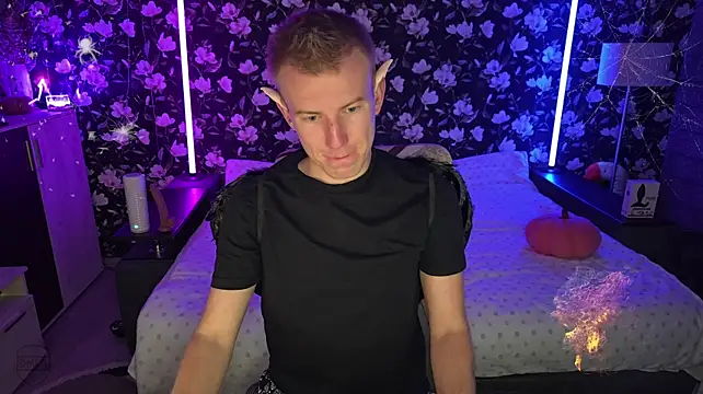 Онлайн чат XXX Vuitton