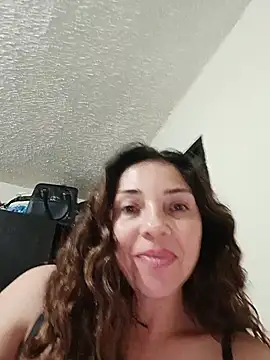 دردشة Angelika_Clauss الجنسية المباشرة