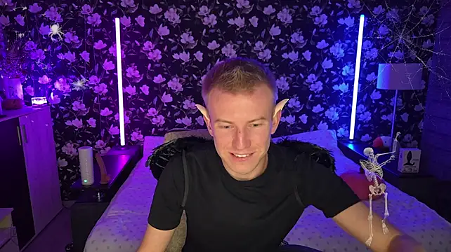 Vuitton Live XXX-Chat
