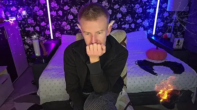 Vuitton: онлайн-секс-чат