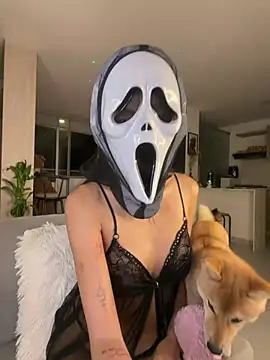 ZaraLuuv Chat XXX in diretta