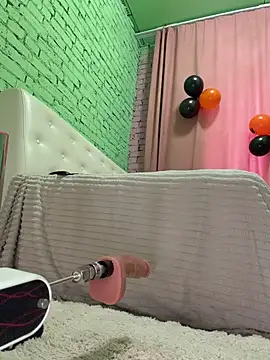 Rinamay_のライブXXXチャット