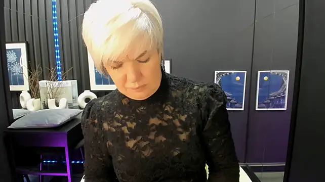 CarmenSoft's Live XXX Chat