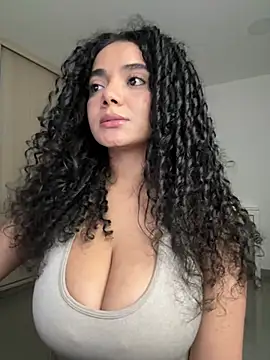 Chat XXX en directo de Curlyierr