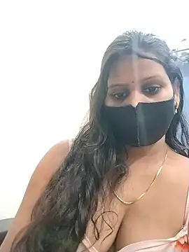 Chat XXX en directo de hotyrani07