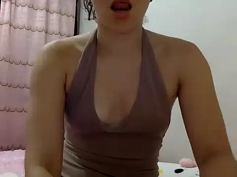 แชท XXX สดของ LatinDoll8