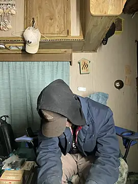 Silusgrai XXX чат на живо
