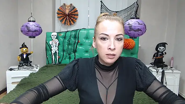 ElizabethSho: απευθείας συνομιλία ΧΧΧ