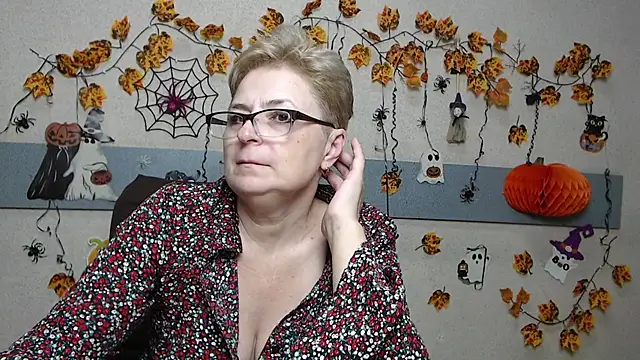 EmiliaGree Live XXX-chat