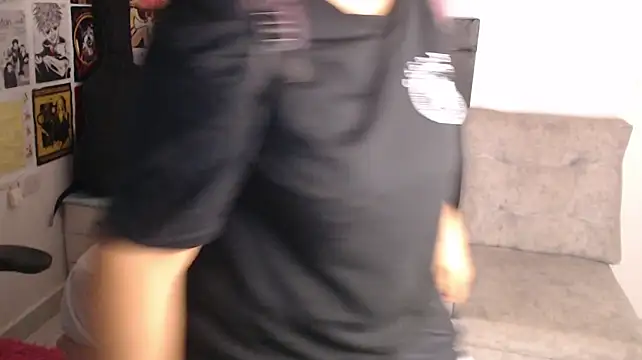 ameliarossii Adlı Modelin Canlı XXX Sohbeti