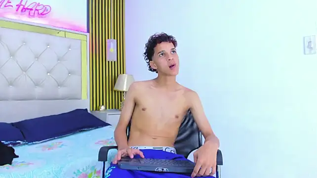 Chat XXX en directo de JustinSecret