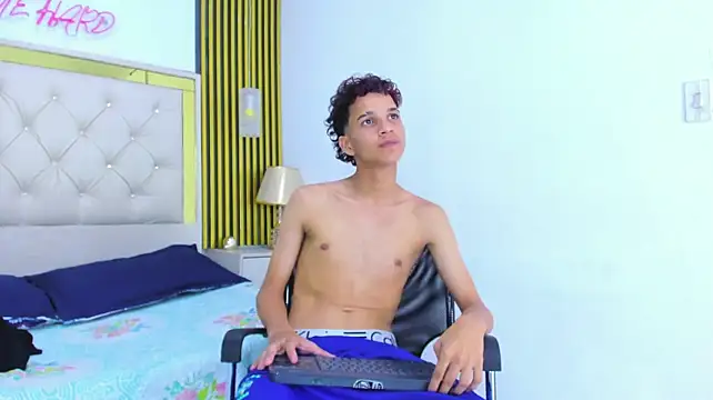 Chat +18 de JustinSecret ao vivo