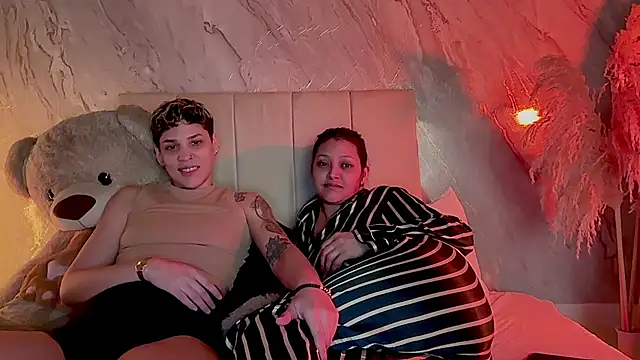 Marcella_and_laura Live XXX Chat