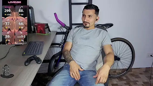 Marck_Muscle Chat XXX live